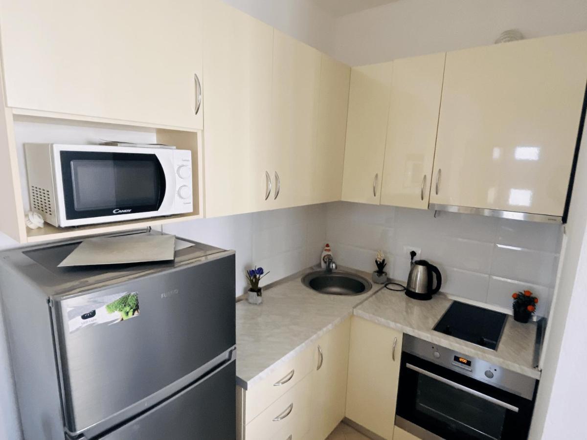 Madernas Bernad Apartment Orikum Dış mekan fotoğraf